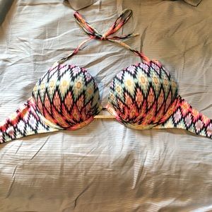 VS Ultimate Bombshell Swim Top